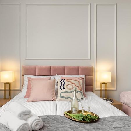 Movo Old Town Apartments วอร์ซอ ภายนอก รูปภาพ
