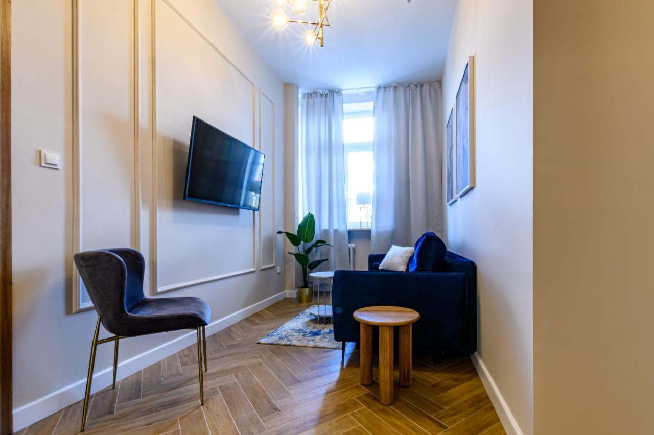 Movo Old Town Apartments วอร์ซอ ภายนอก รูปภาพ