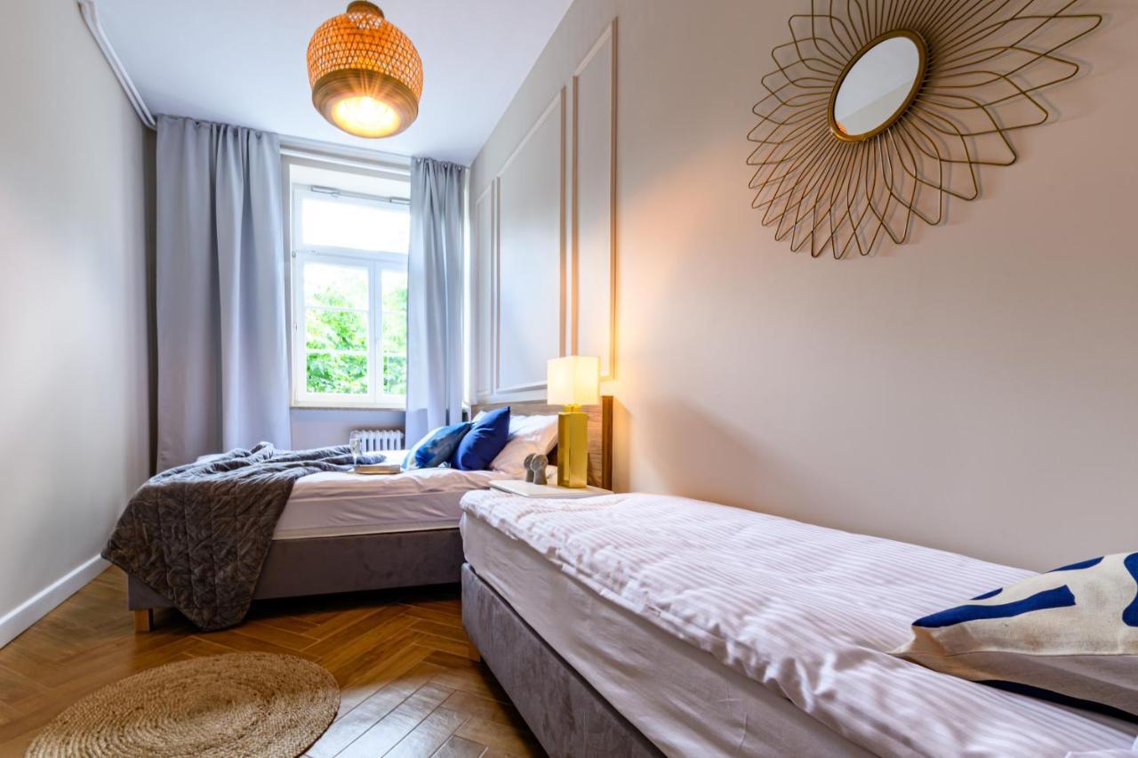 Movo Old Town Apartments วอร์ซอ ภายนอก รูปภาพ
