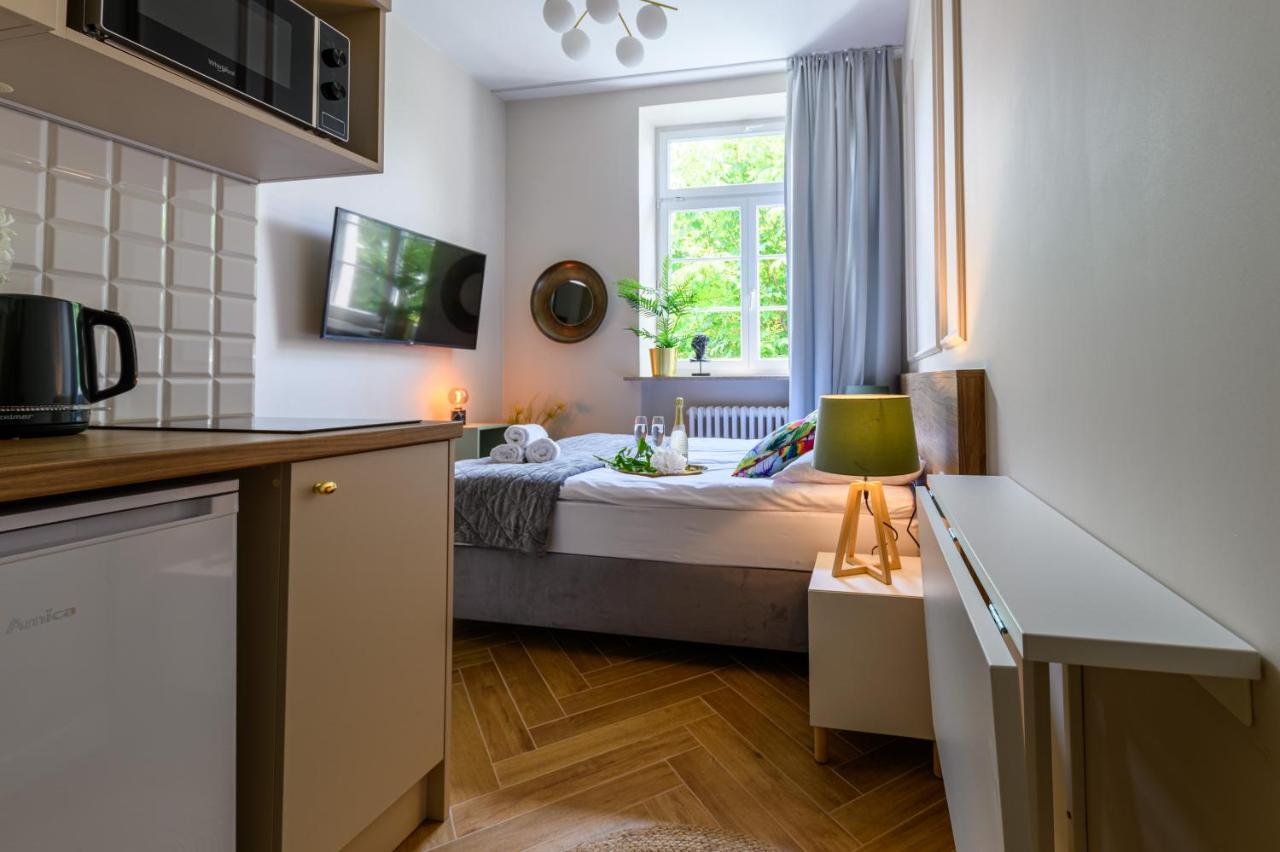 Movo Old Town Apartments วอร์ซอ ภายนอก รูปภาพ